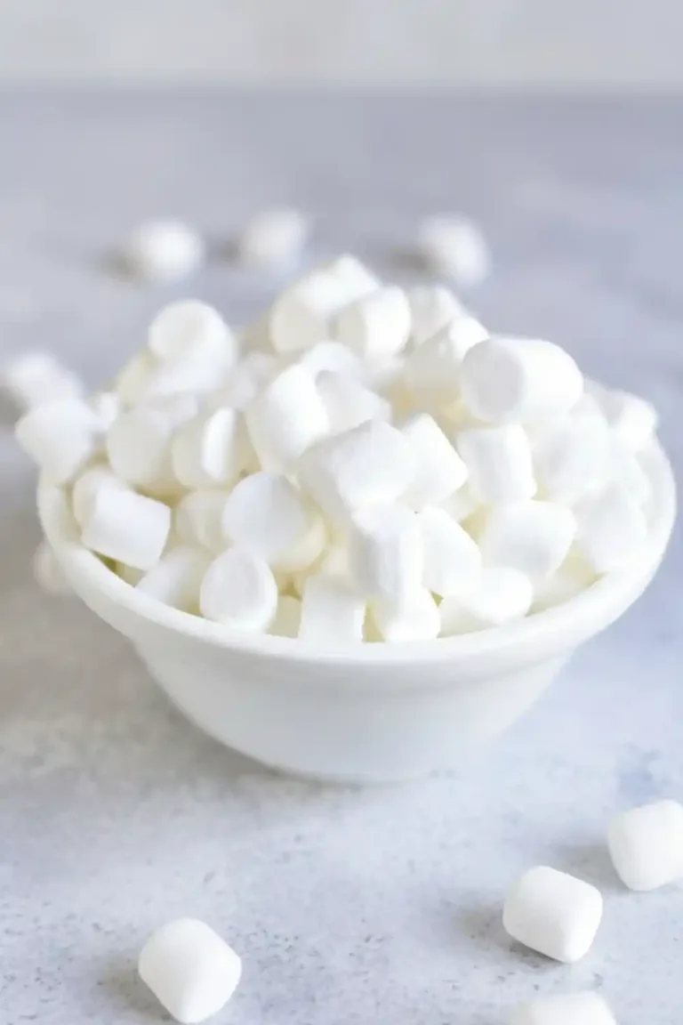 Homemade easy marshmallow fondant for cake decoration