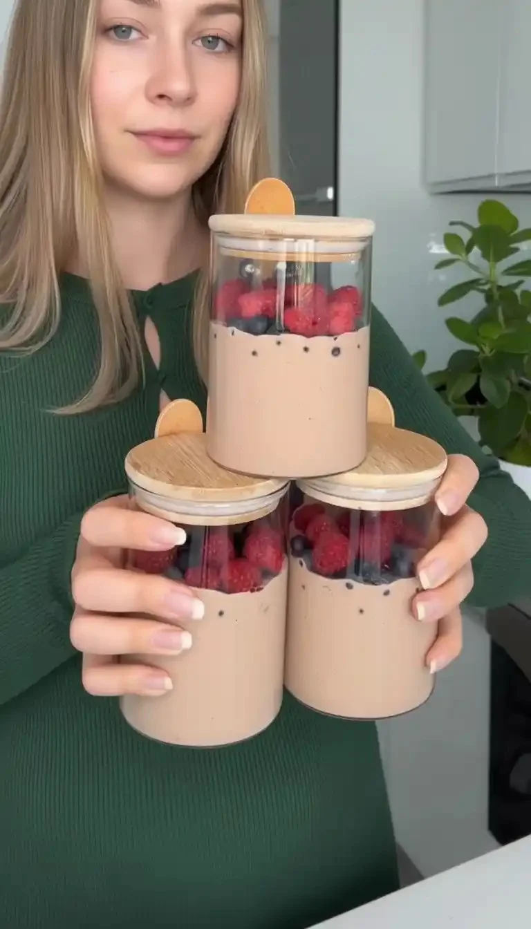 Blended Chocolate Overnight Oats