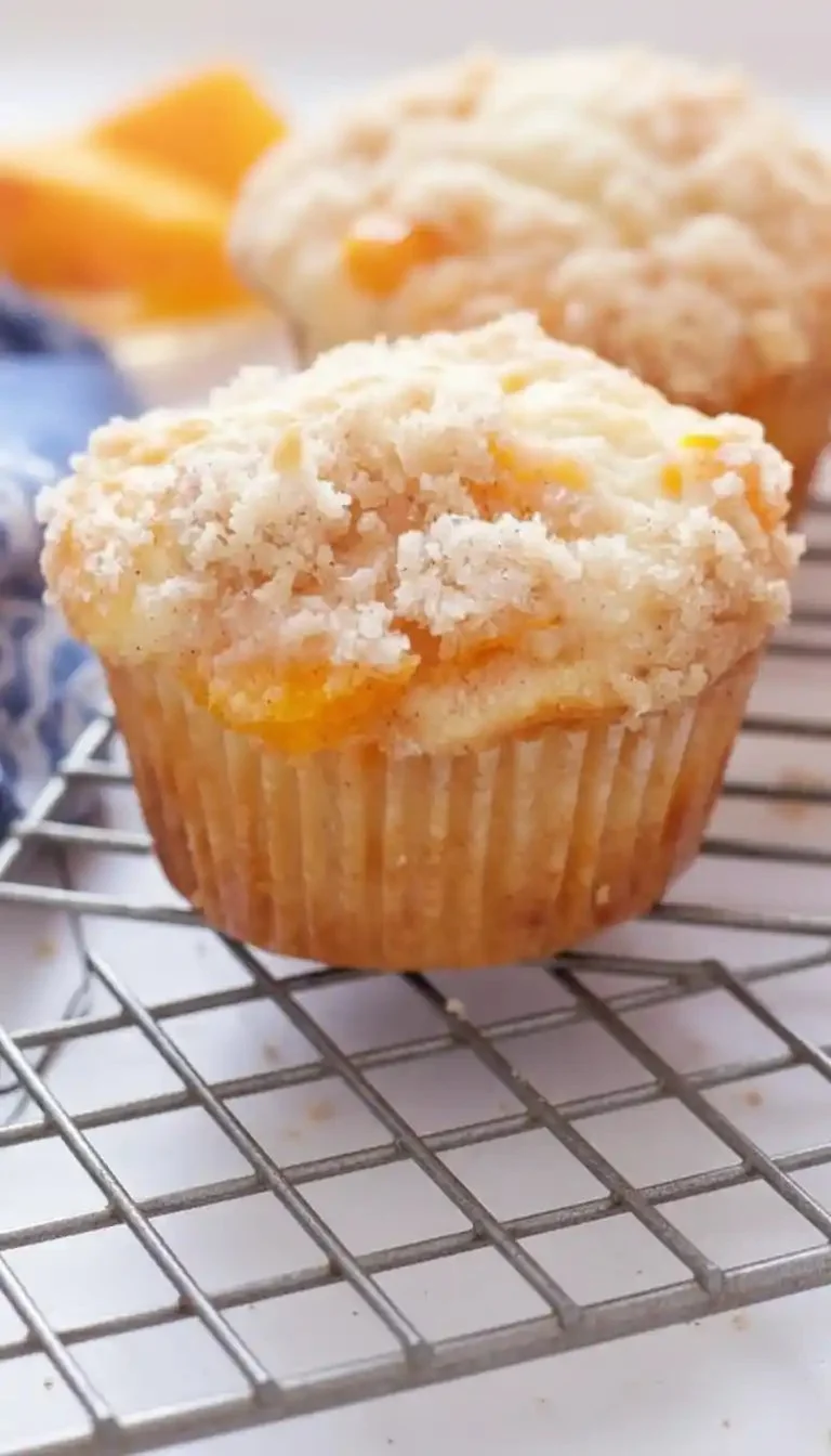 Peach Cobbler Muffins