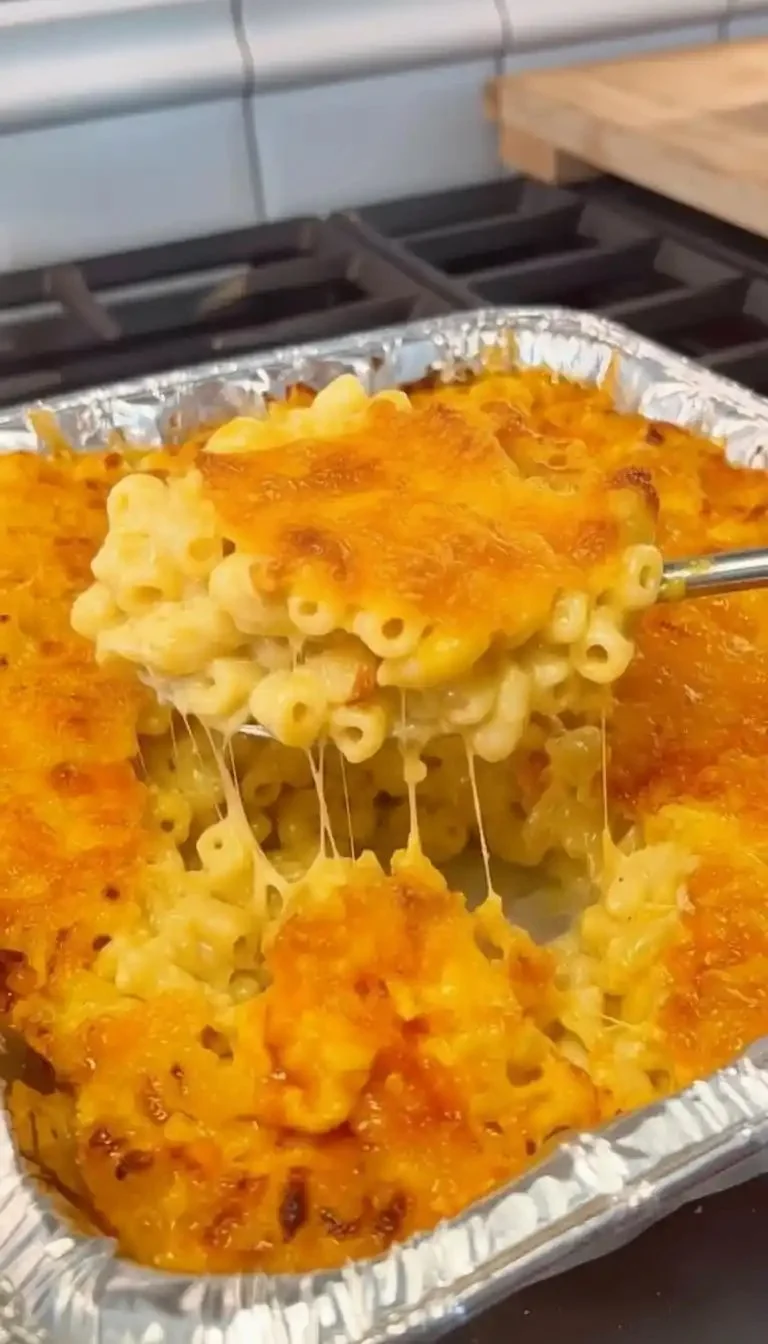 Delicious Southern Style Mac and Cheese served in a bowl